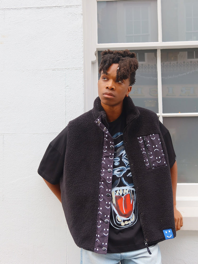 Happy Sad Fleece Gilet – Lazy Oaf