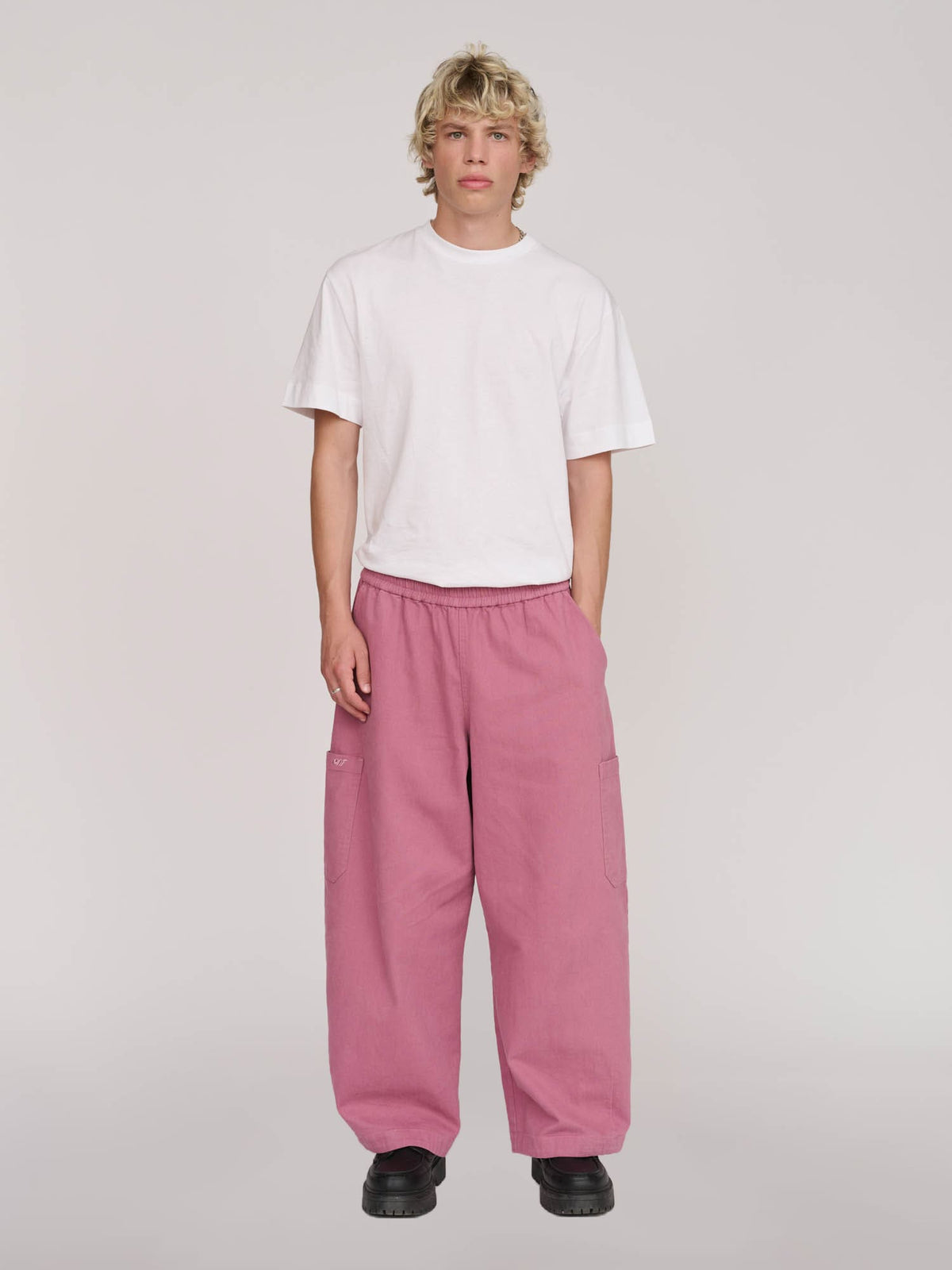 Collection-men-landing, collection-men-new-in-1, collection-men, model:Max wears size L and is 6’1”