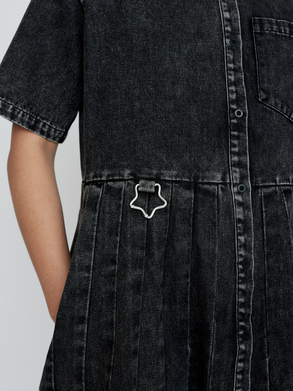 lazy oaf denim dress Lazy Oaf X Hello Kitty Women Pinny Dress Blue (Denim)