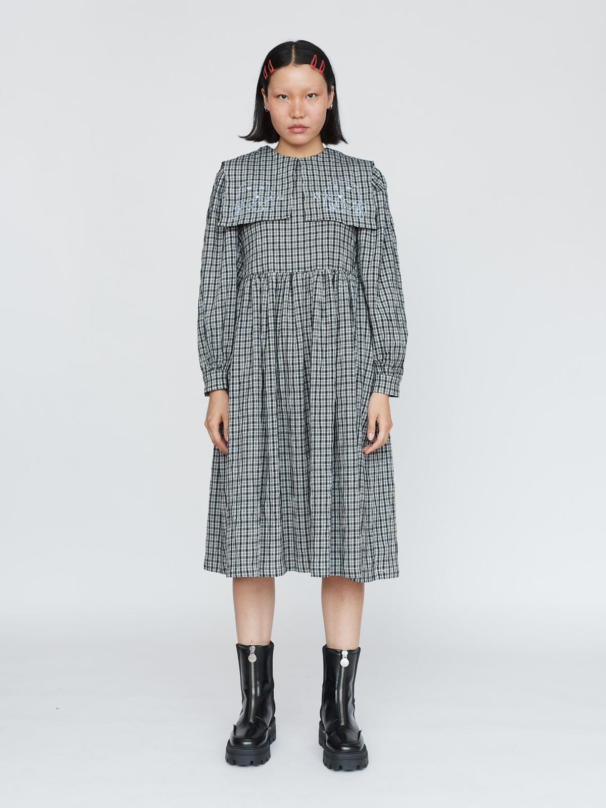 Collection-women-landing, collection-women-new-in-1, collection-women-dresses, model:Anu T wears size S and is 5’10”