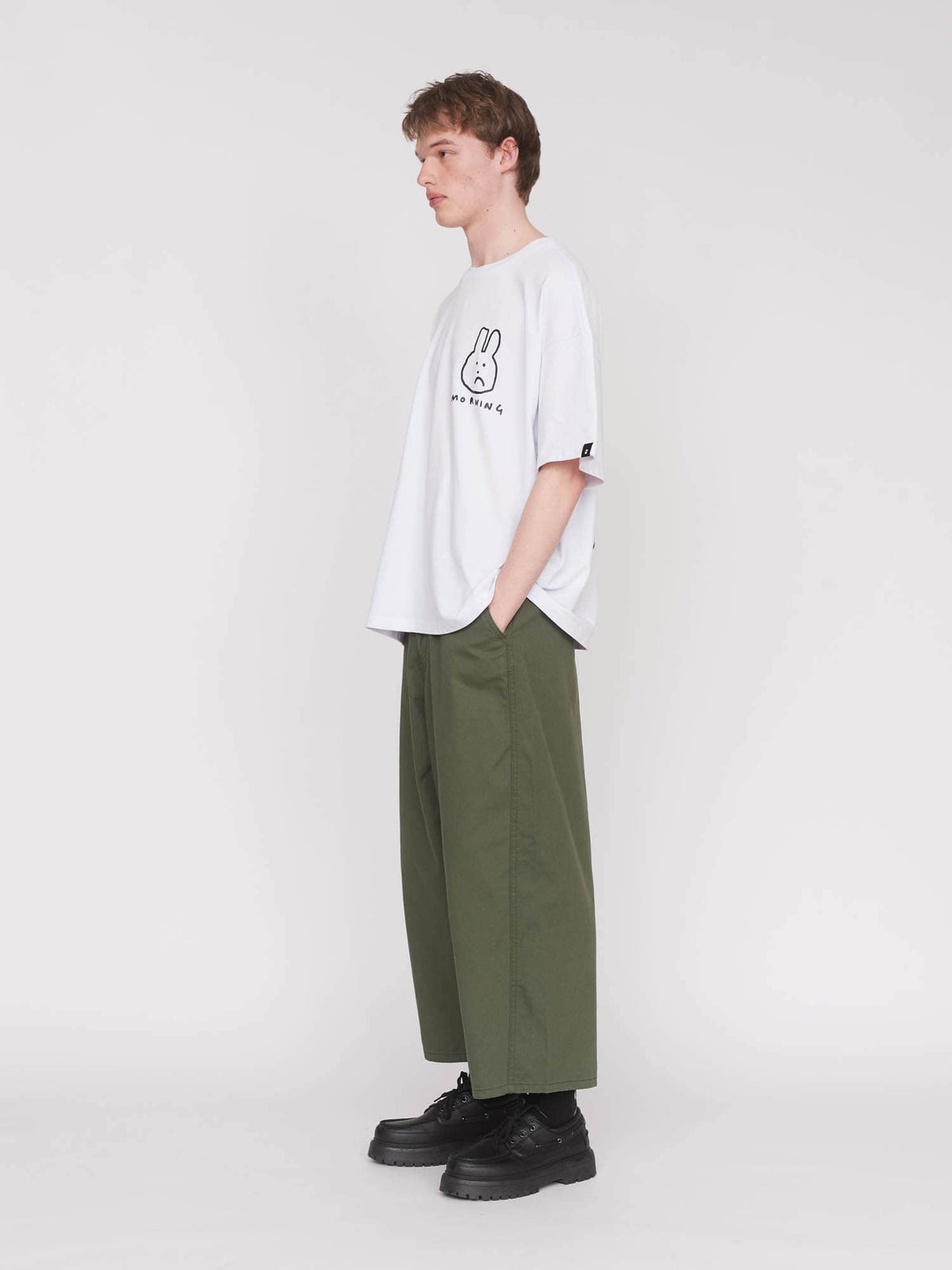 model:Harry wears size L and is 6’2”
