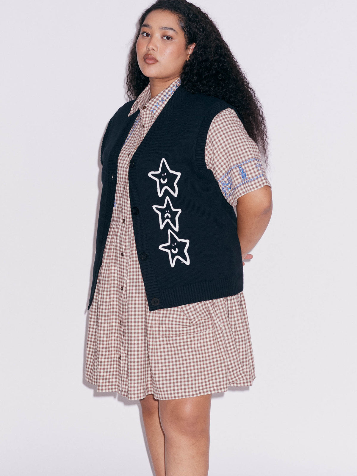 model:Zaynab wears size XXL and is 5’8”, collection-curve