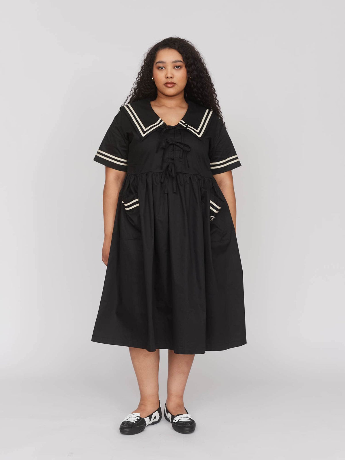 model:Zaynab wears size XXL and is 5’8”, collection-curve