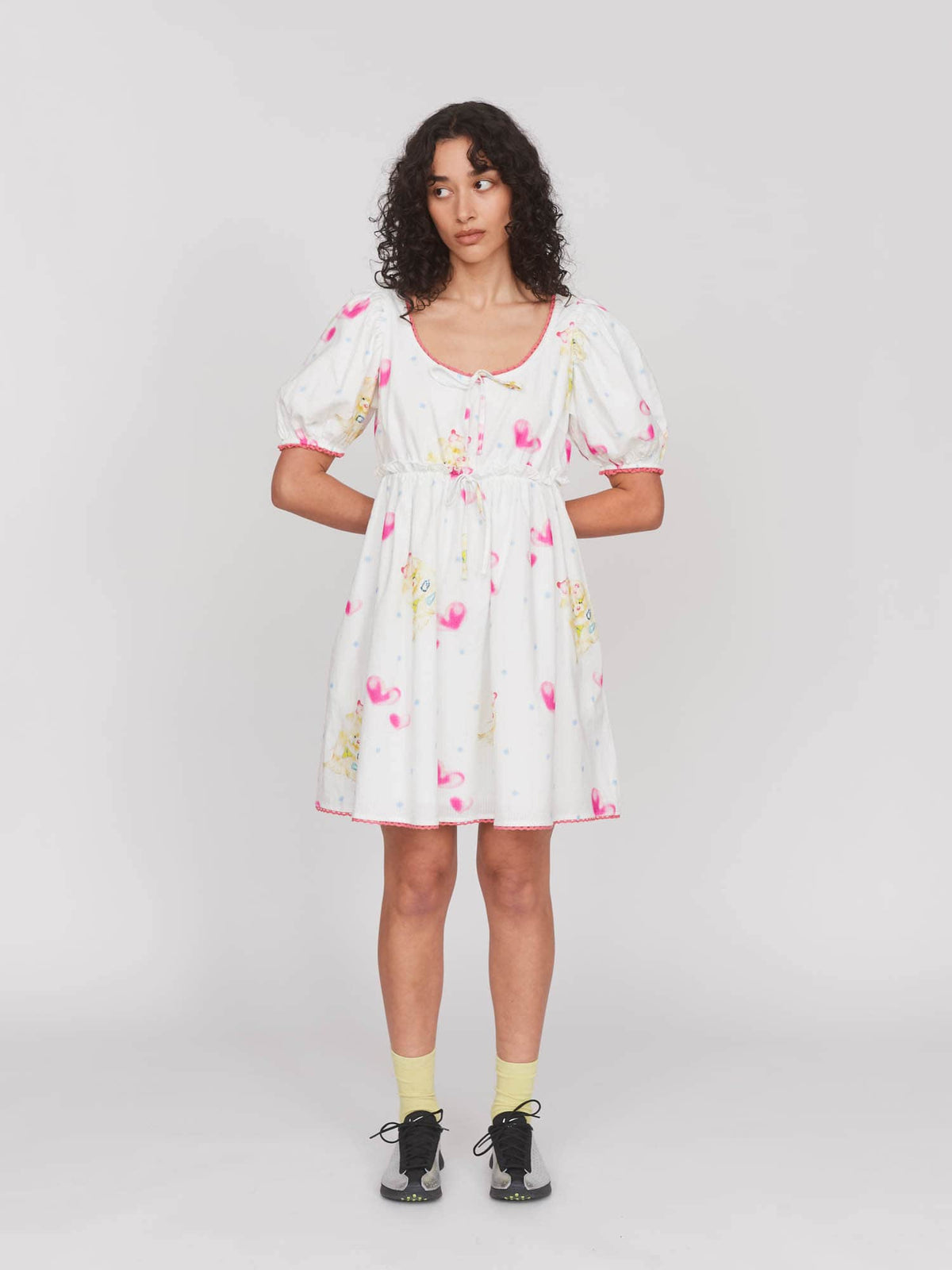 Collection-women-landing, collection-women-new-in-1, collection-womens-dresses, model:Seren wears size S and is 5’8”