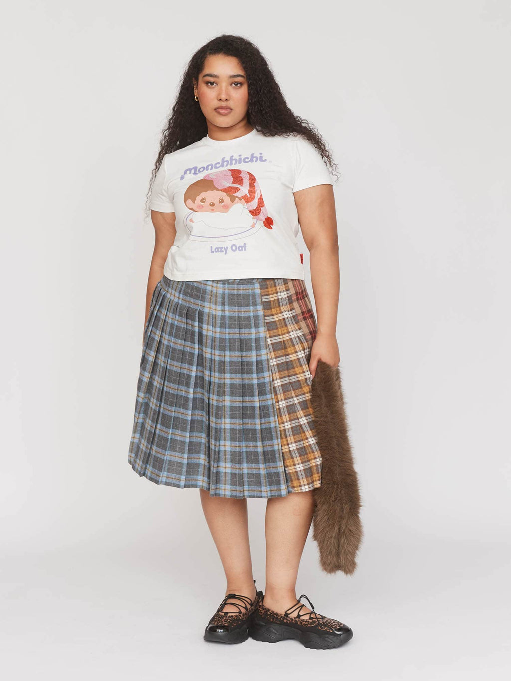 collection-curve, model:Zaynab wears size XXL and is 5’8”