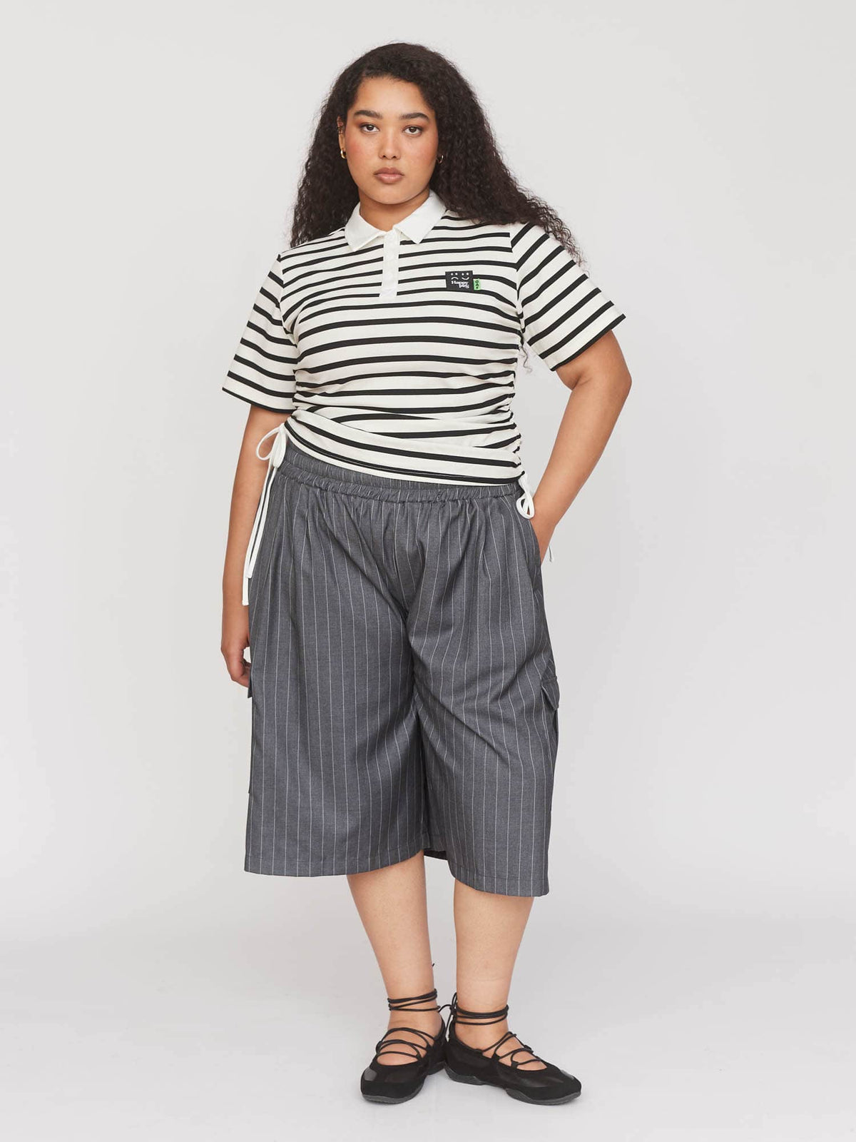 collection-curve, model:Zaynab wears size XXL and is 5’8”
