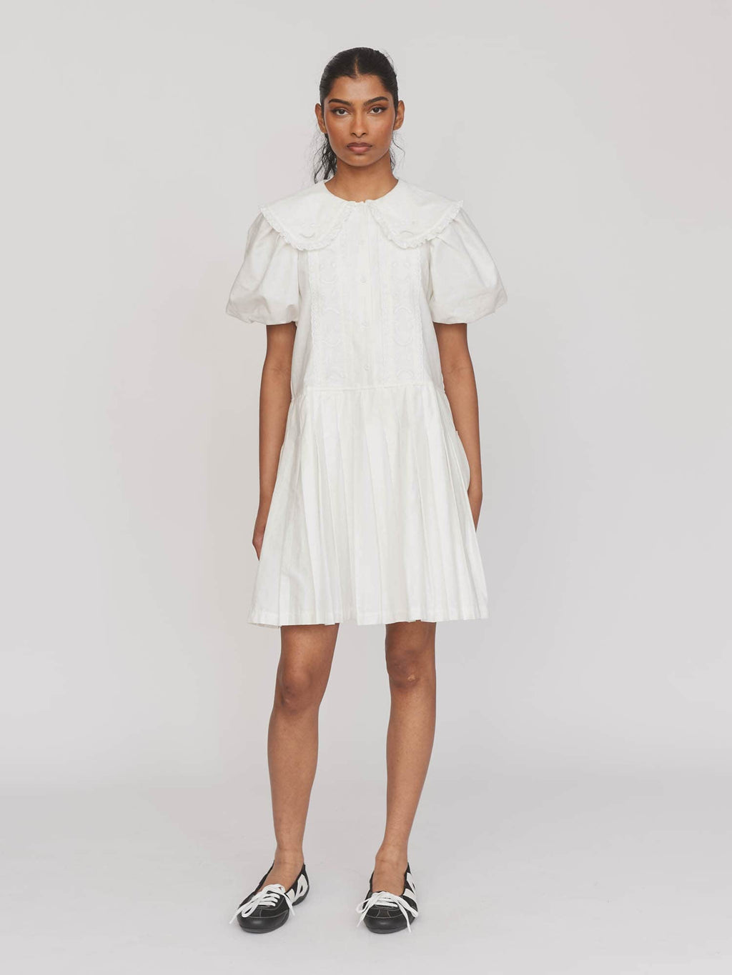 Collection-women-landing, collection-women-new-in-1, collection-womens-dresses, collection-summer-shop, model:Kerethika wears size S and is 5’ 7”
