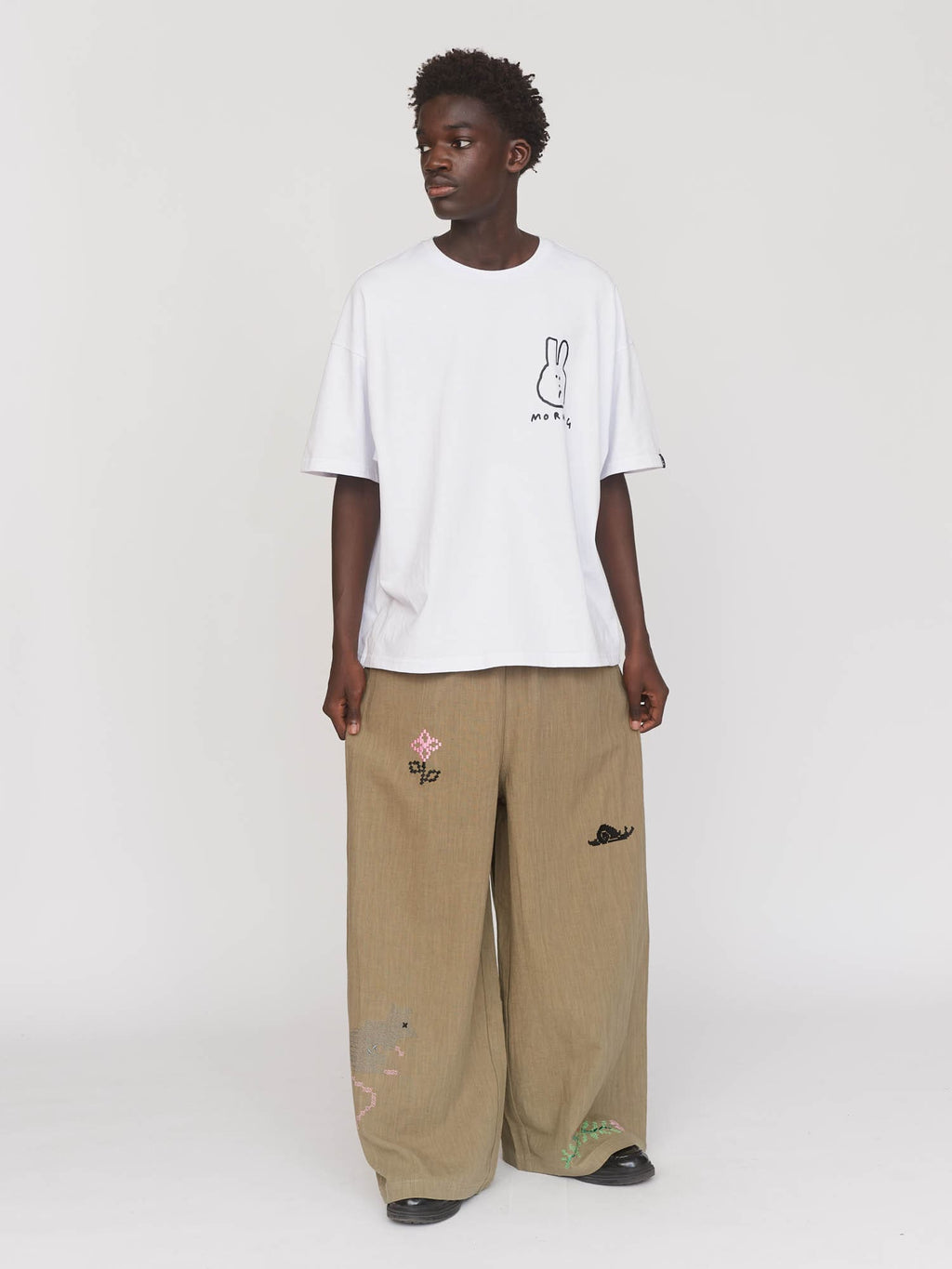 Collection-men-landing, collection-men-new-in-1, collection-men, model:Elhadj wears size S and is 6’1”