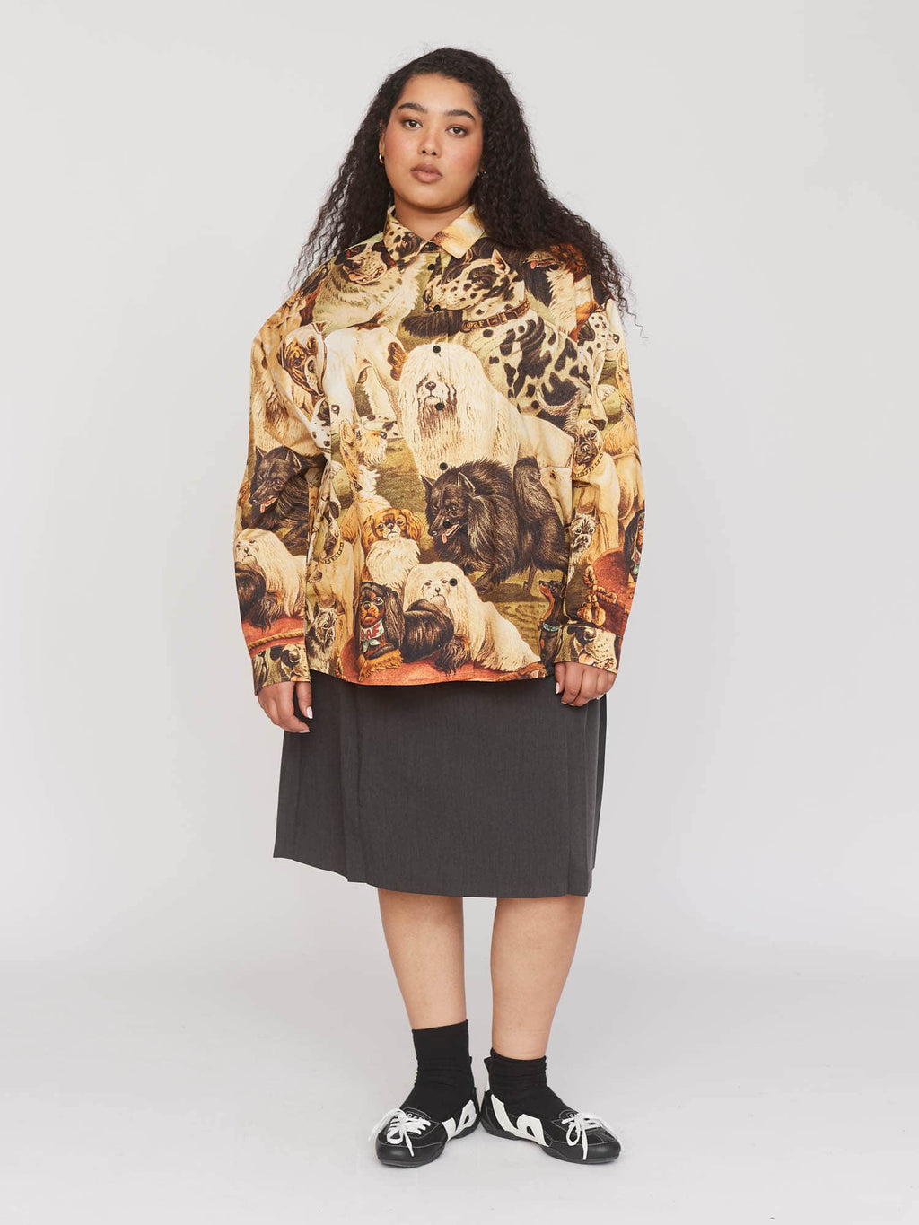 model:Zaynab wears size XXL and is 5’8”