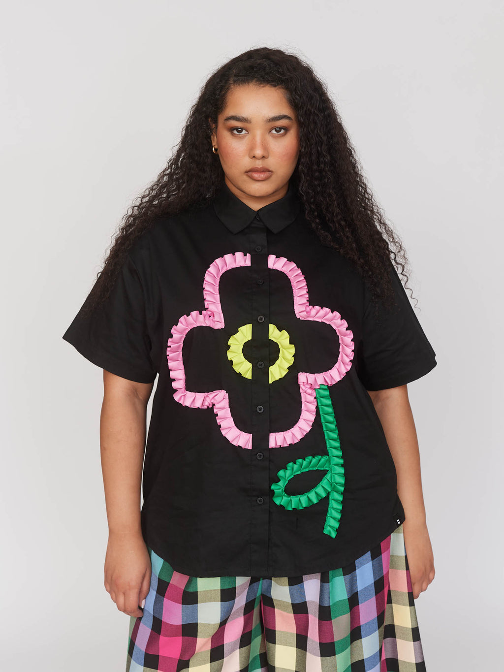 collection-curve, model:Zaynab wears size XXL and is 5’8”
