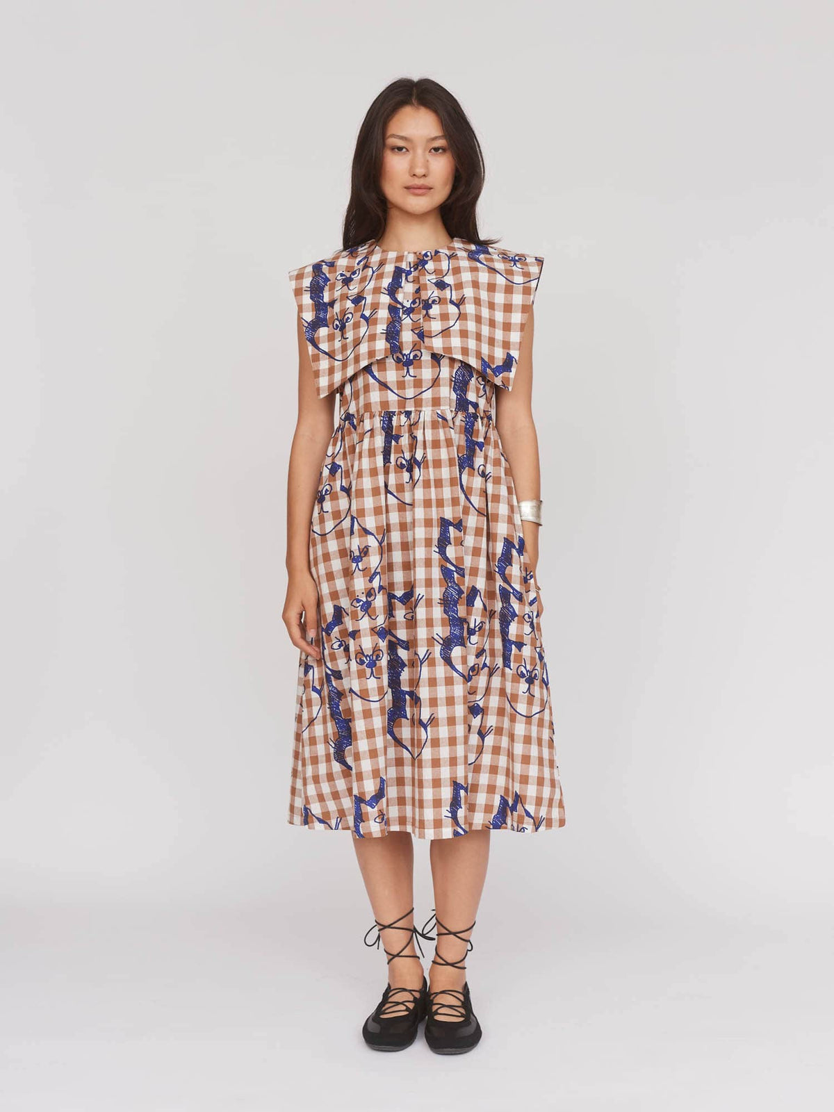 Collection-women-landing, collection-women-new-in-1, collection-womens-dresses, model:Aira wears size S and is 5’9”
