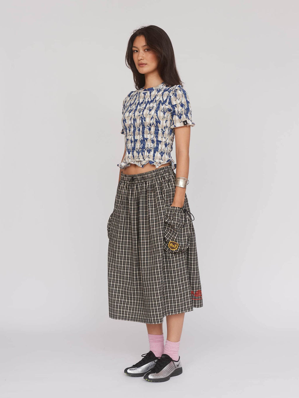 model:Aira wears size S and is 5’9”