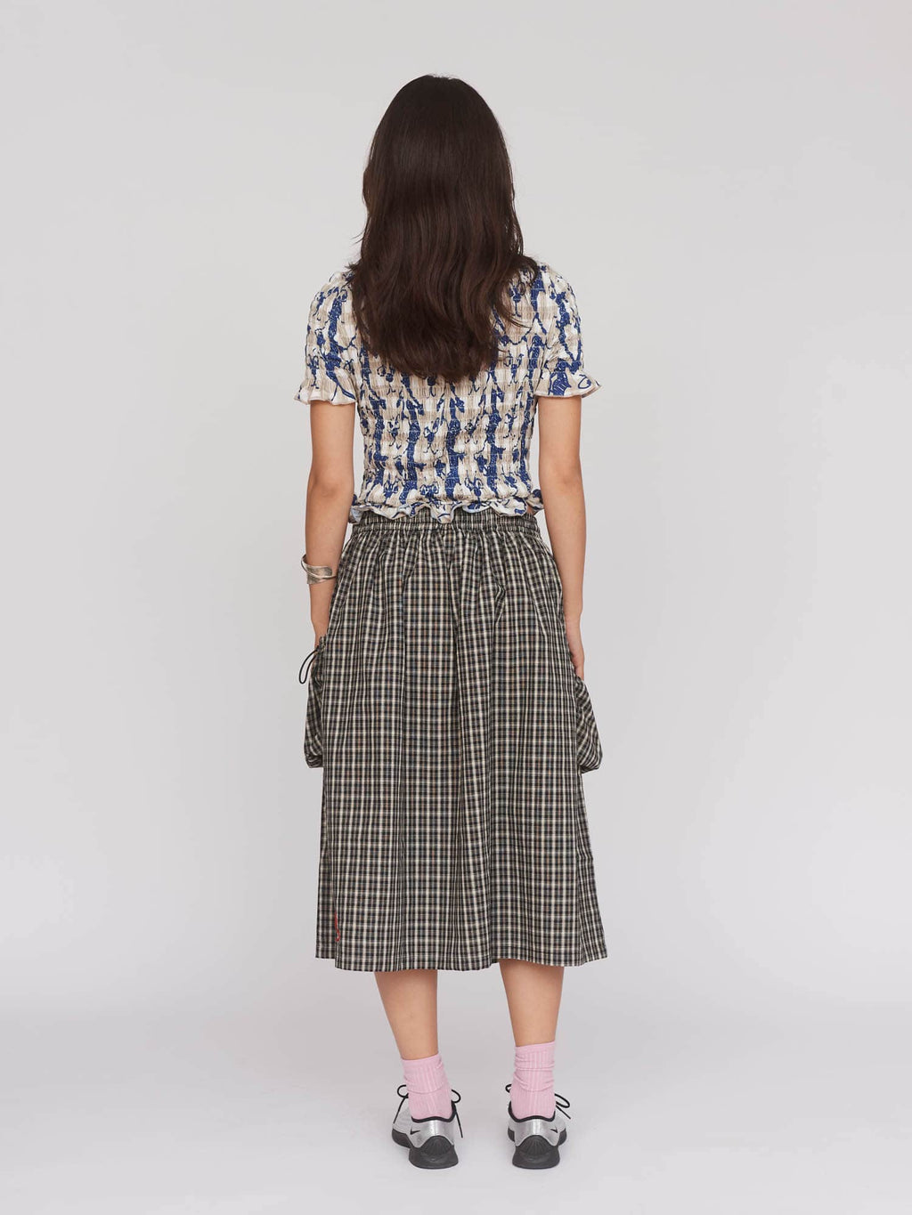 model:Aira wears size S and is 5’9”