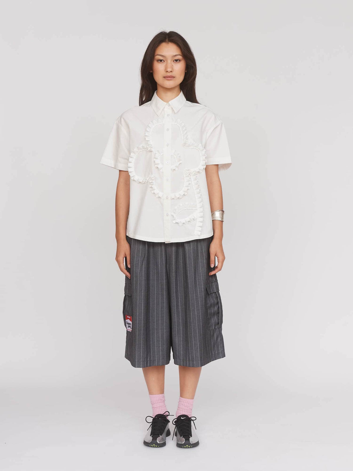 model:Aira wears size S and is 5’9”