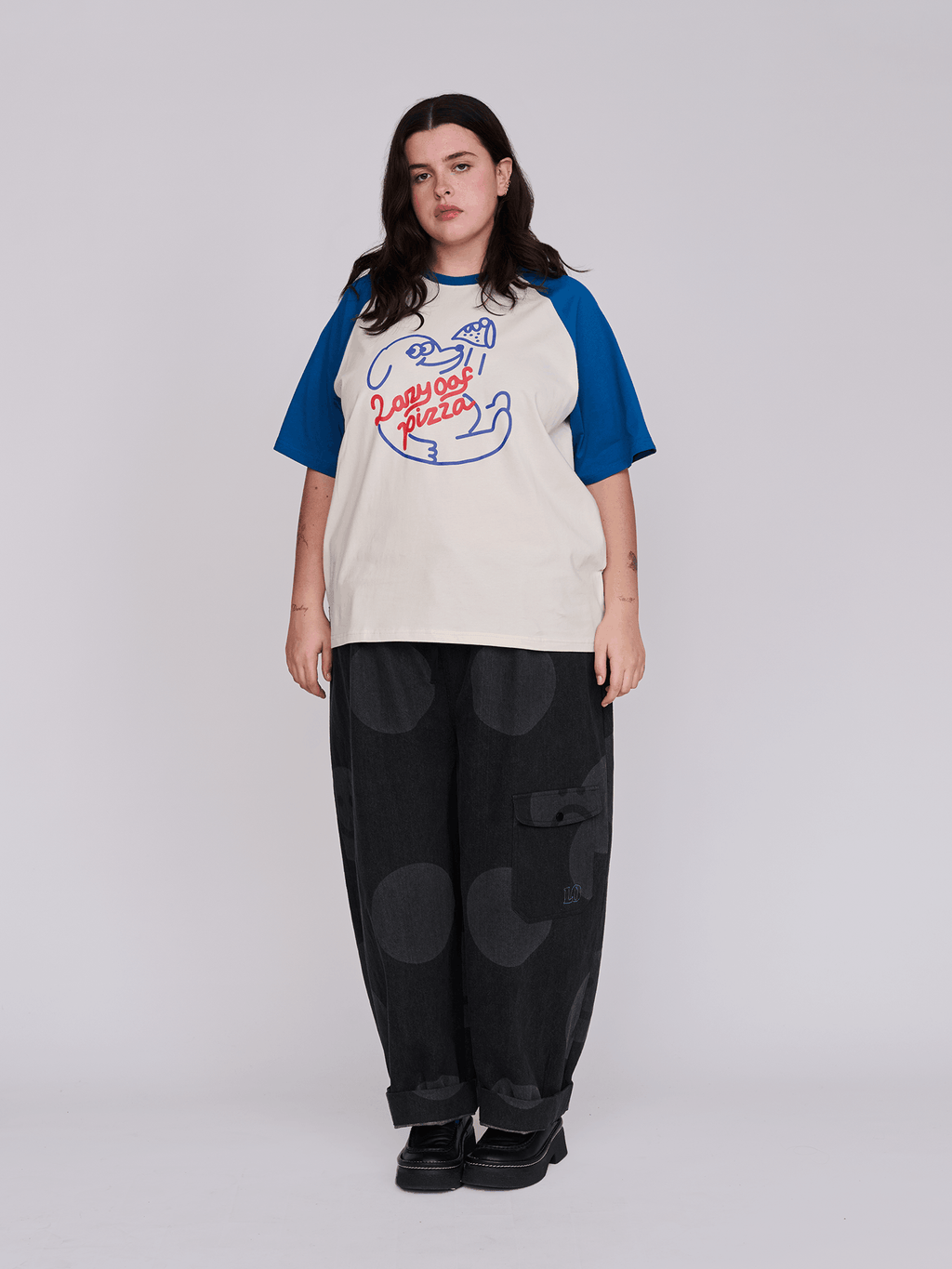 model:Bella wears size XXL and is 5’10”