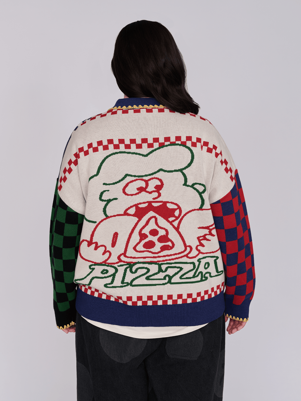 model:Bella wears size XXL and is 5’10”