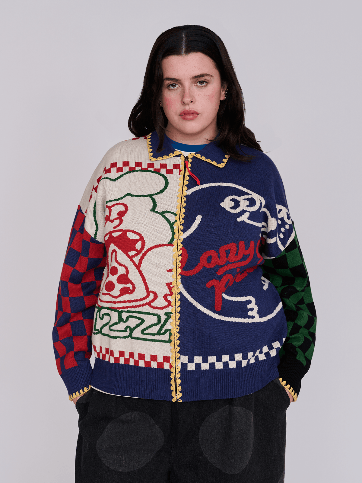 collection-curve, model:Bella wears size XXL and is 5’10”