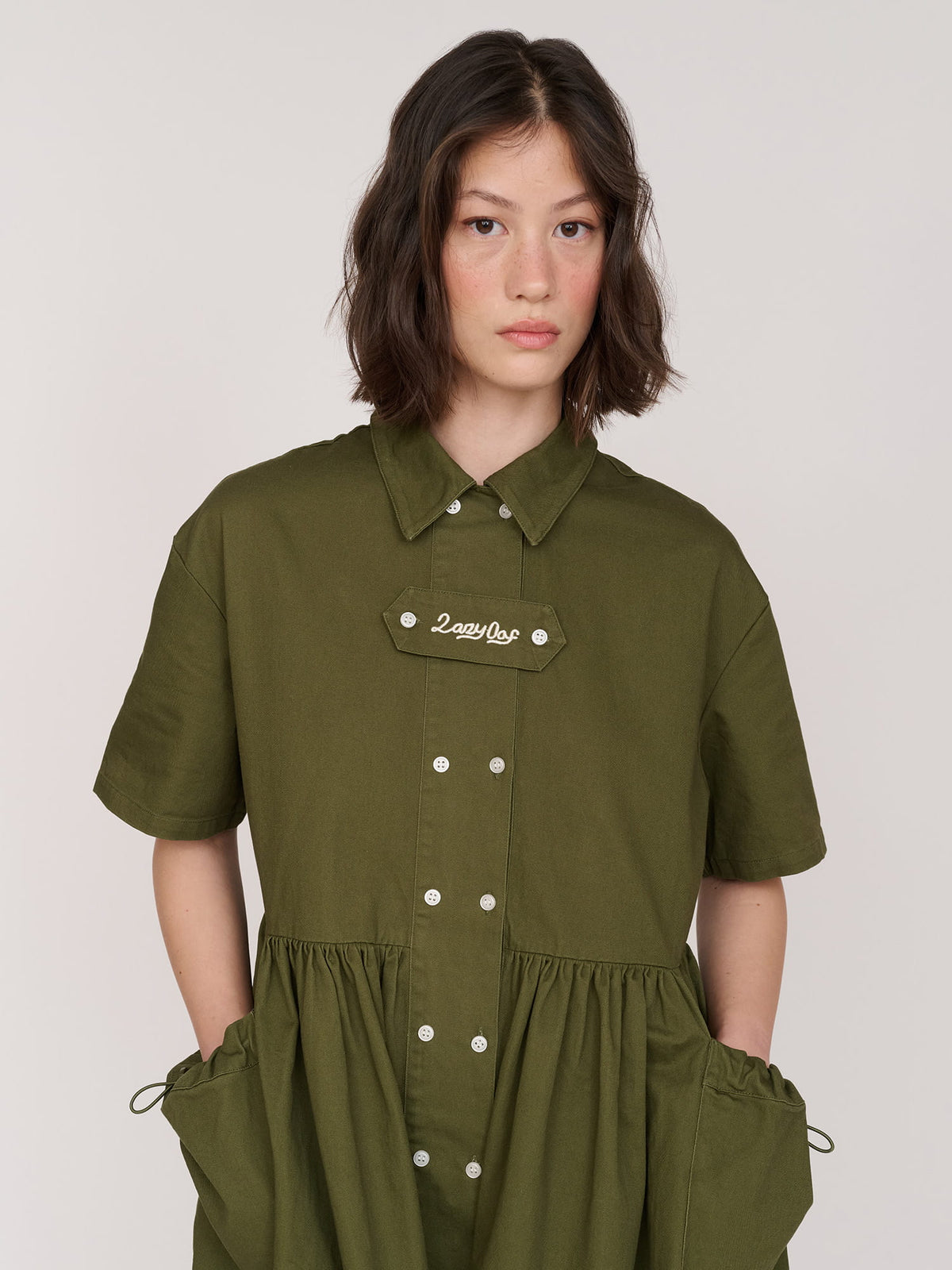 model:Jess wears size S and is 5’7”