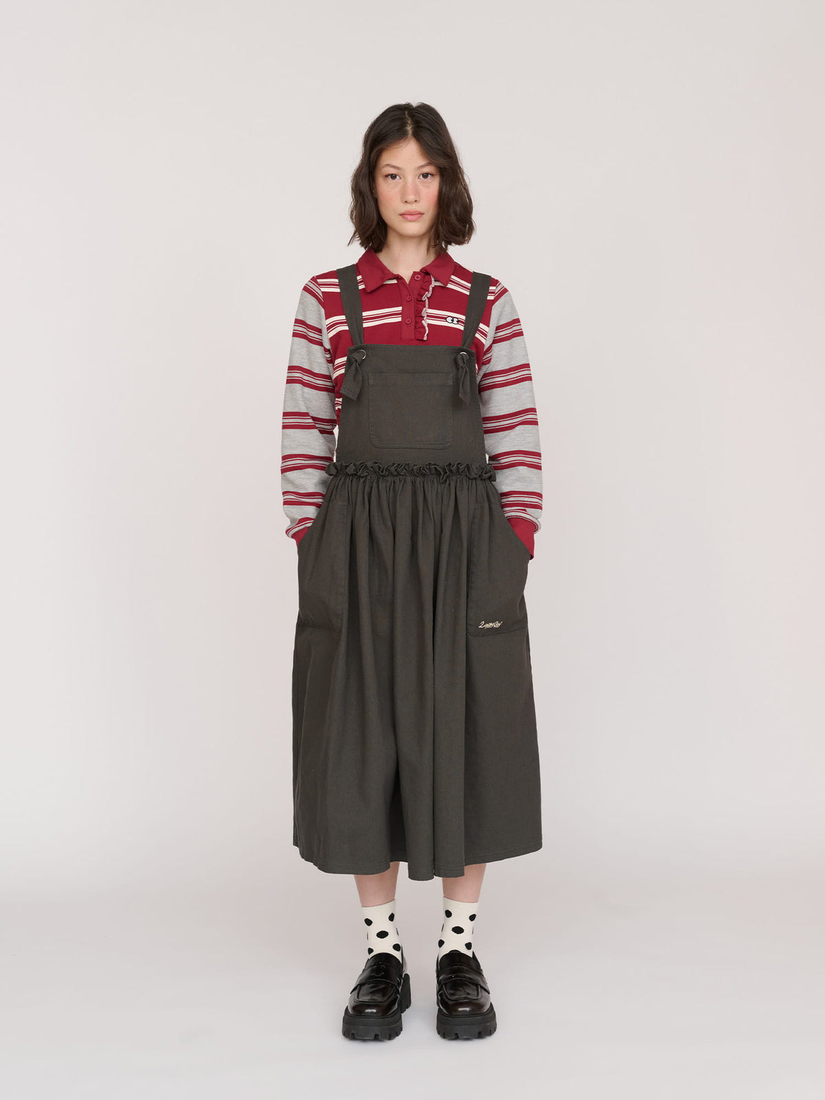  model:Jess wears size S and is 5’7”
