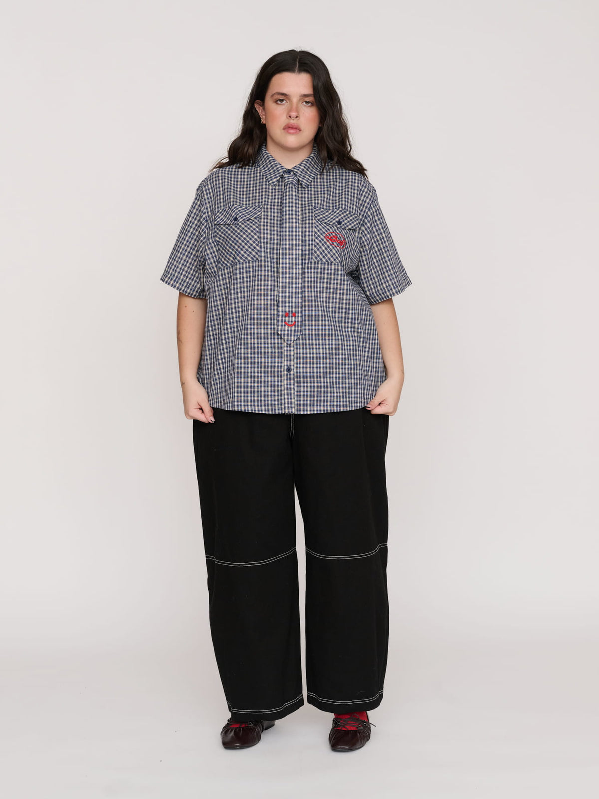 model:Bella wears size XXL and is 5’10”
