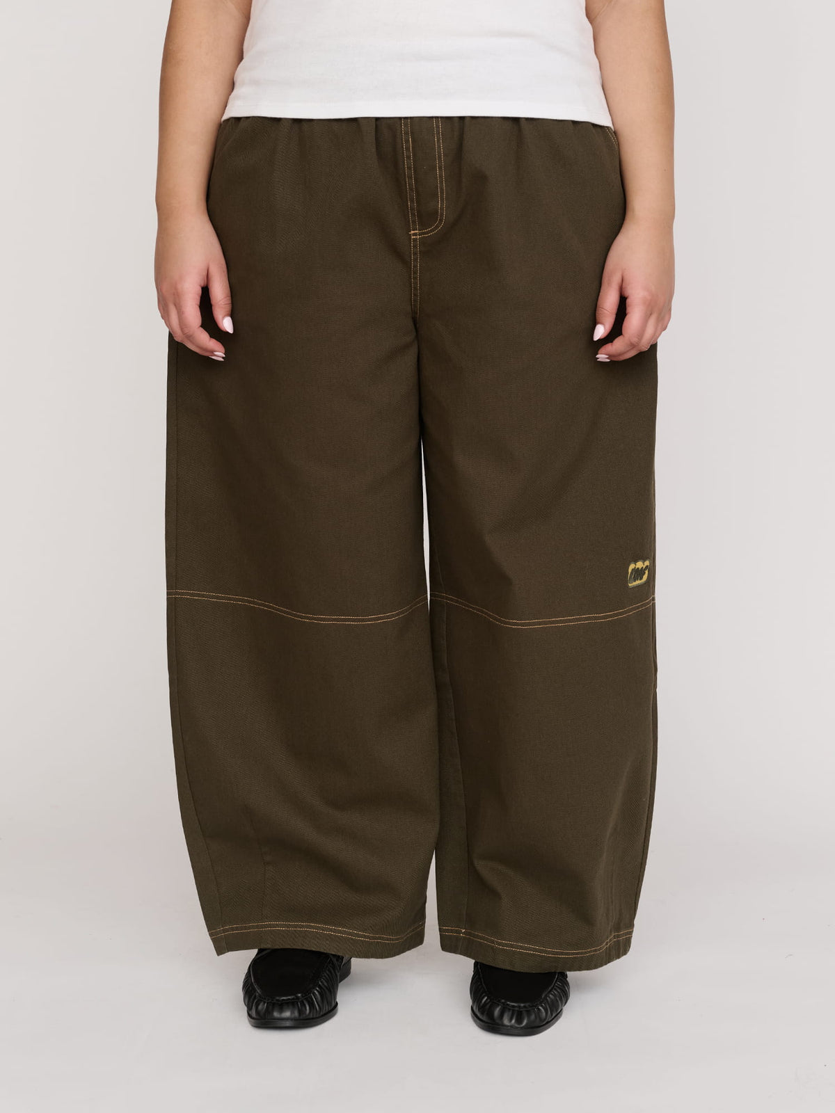 collection-curve, model:Zaynab wears size XXL and is 5’8”, collection-curve-bottoms