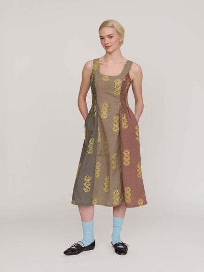 Collection-women-landing, collection-women-new-in-1, model:Emmie wears size 8 and is 5’6”