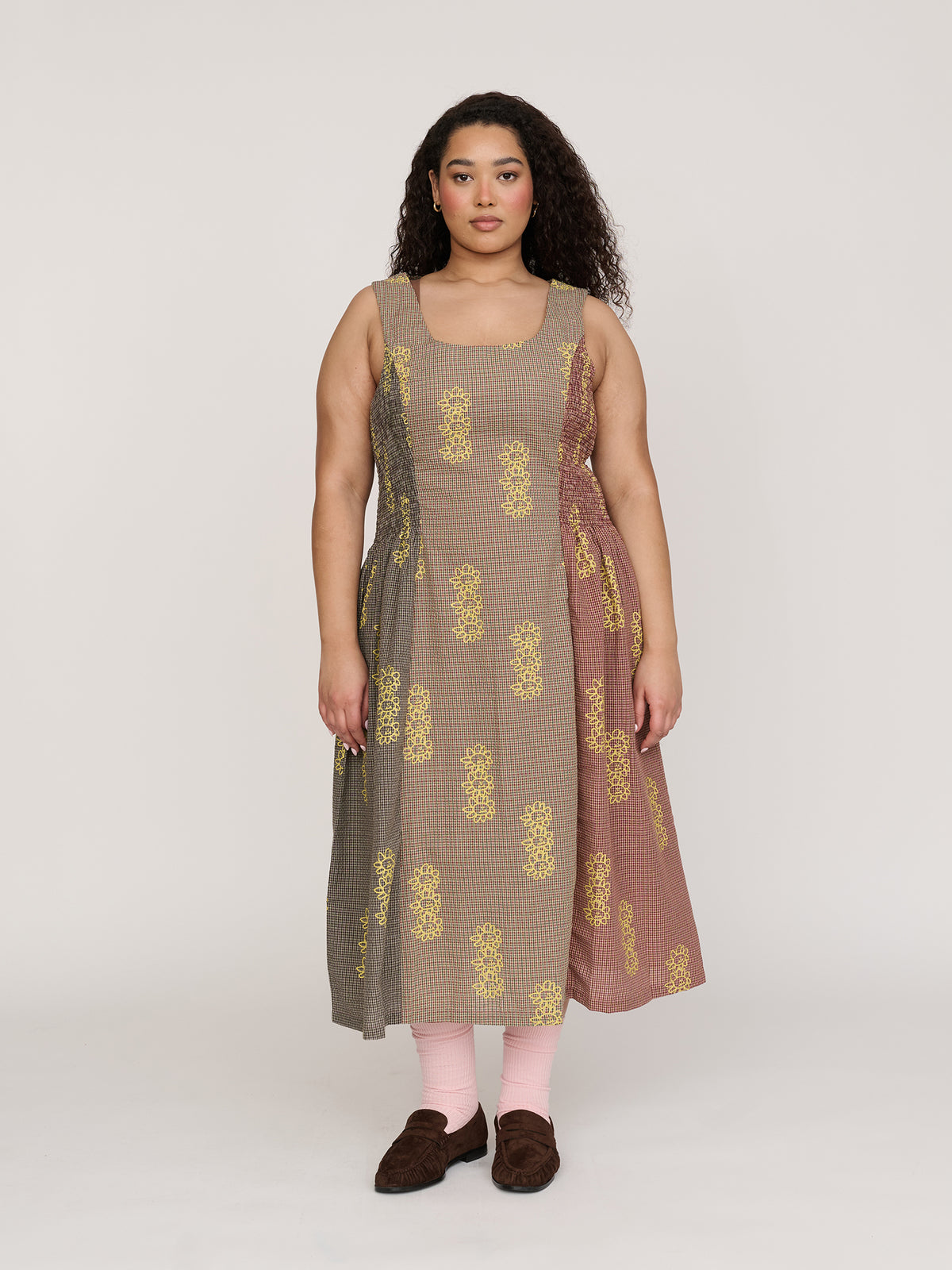  model:Zaynab wears size 18 and is 5’8”, collection-curve-dresses