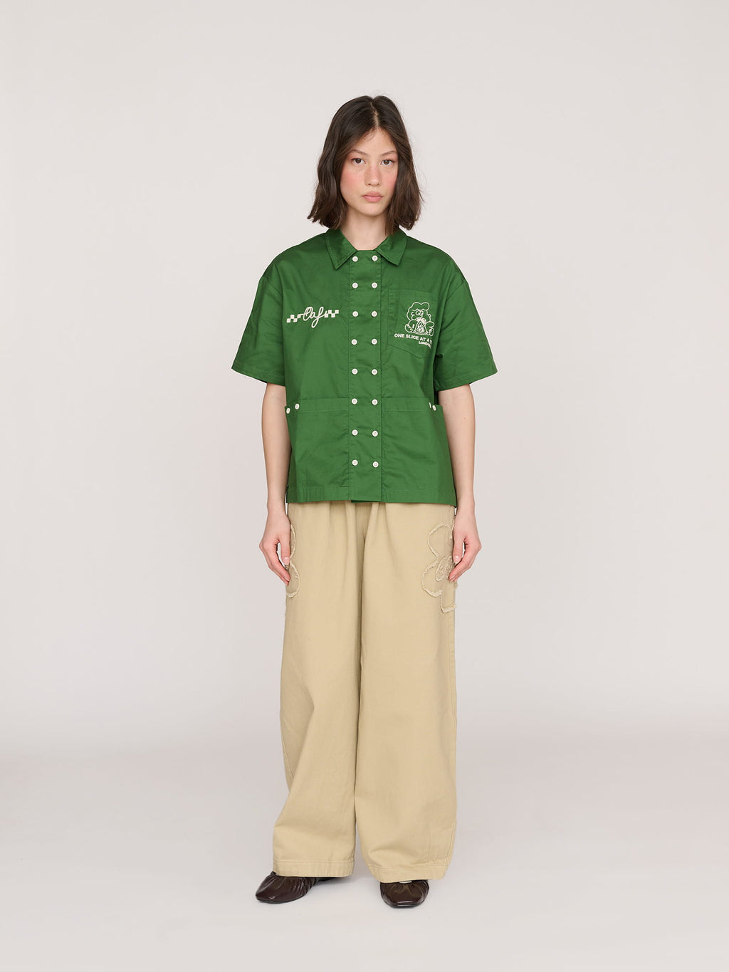 model:Jess wears size S and is 5’7”
