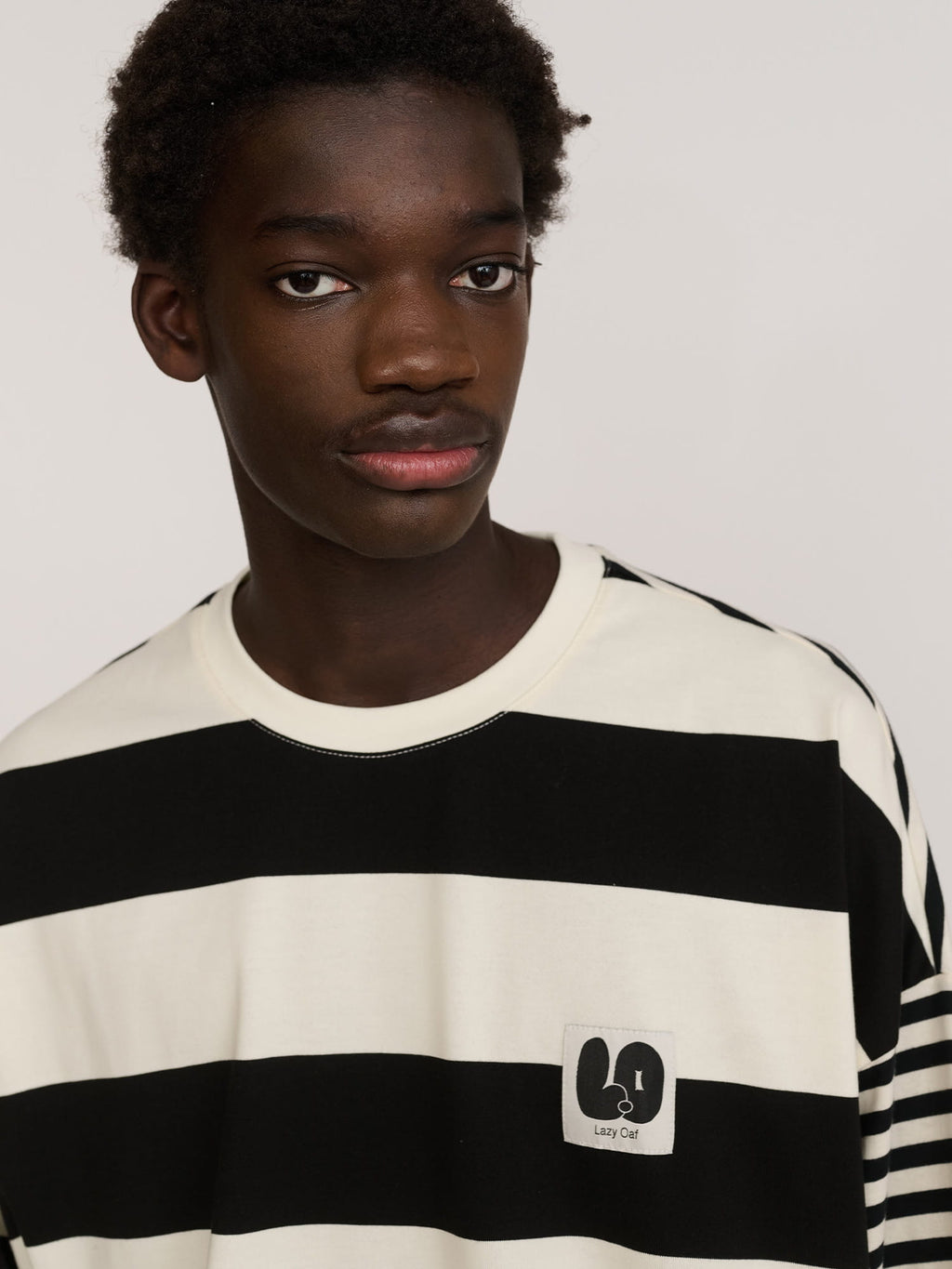 model:Elhadj wears size L and is 6’1”