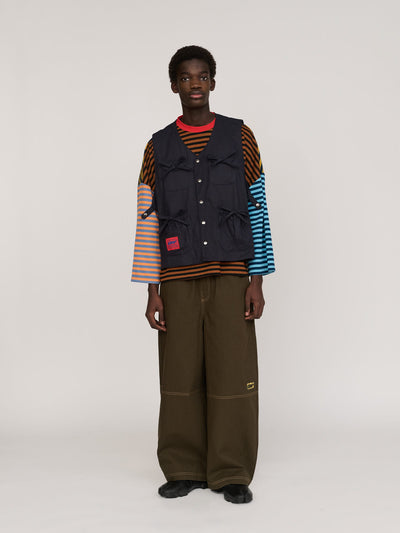 model:Elhadj wears size L and is 6’1”