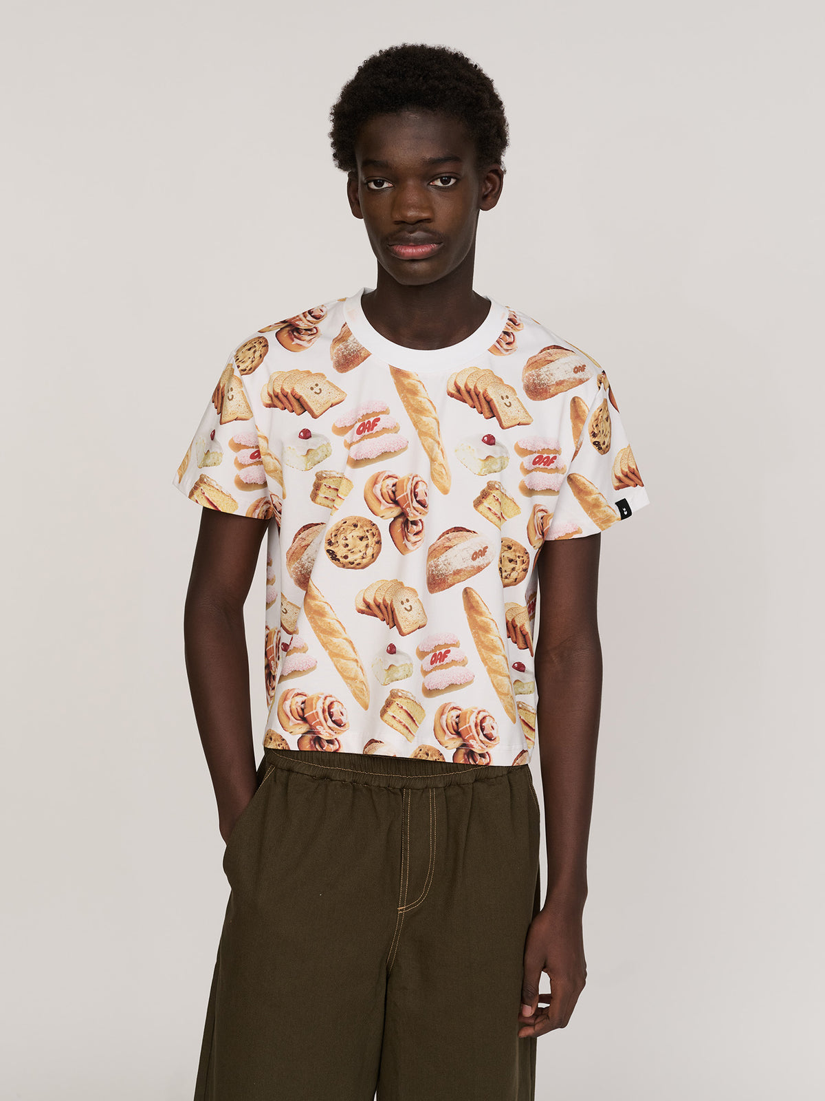 Collection-men-landing, collection-men-new-in-1, collection-men, collection-mens-t-shirts, model:Elhadj wears size L and is 6’1”, collection-festival-mens, collection-mens-summer-shop, collection-mens-sale