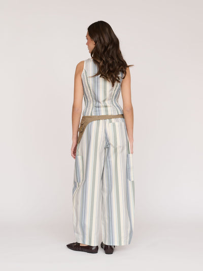 model:Azul wears size S and is 5’8”