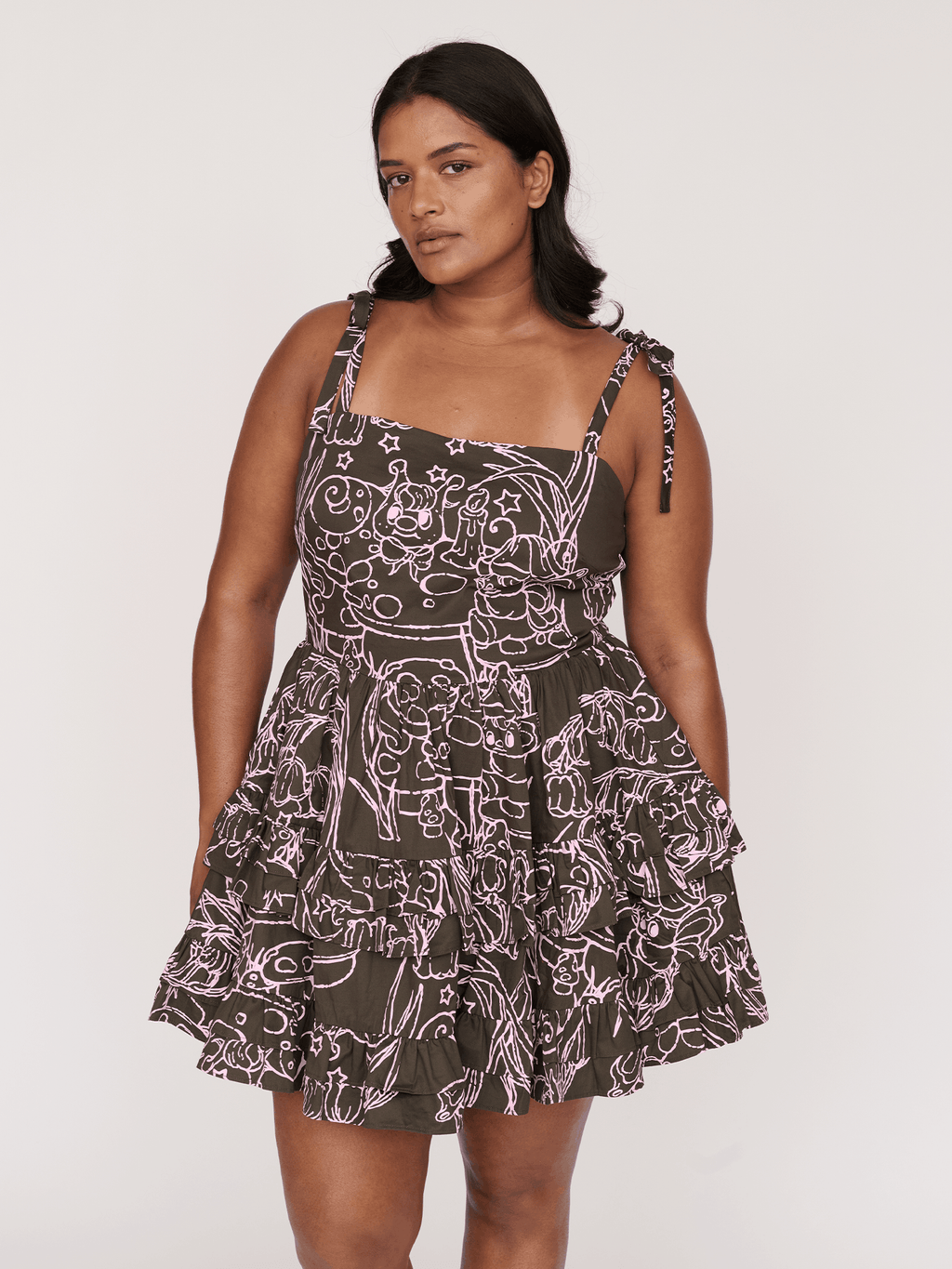 collection-curve, model:Sha wears size 18 and is 5’9”