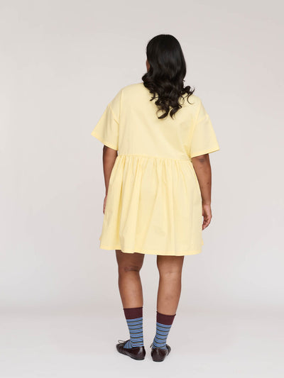 model:Sha wears size 18 and is 5’9”
