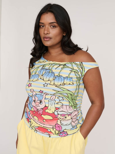 collection-curve, model:Sha wears size XXL and is 5’9”, collection-curve-tops