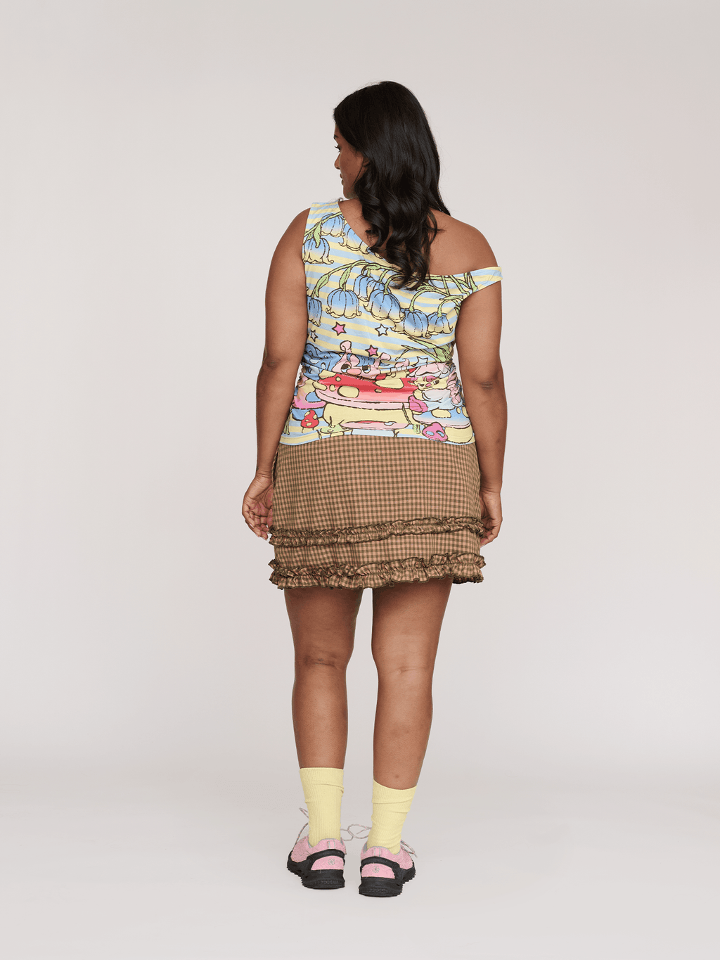model:Sha wears size XXL and is 5’9”