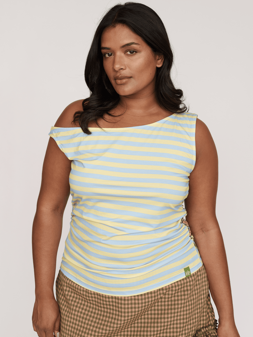 model:Sha wears size XXL and is 5’9”