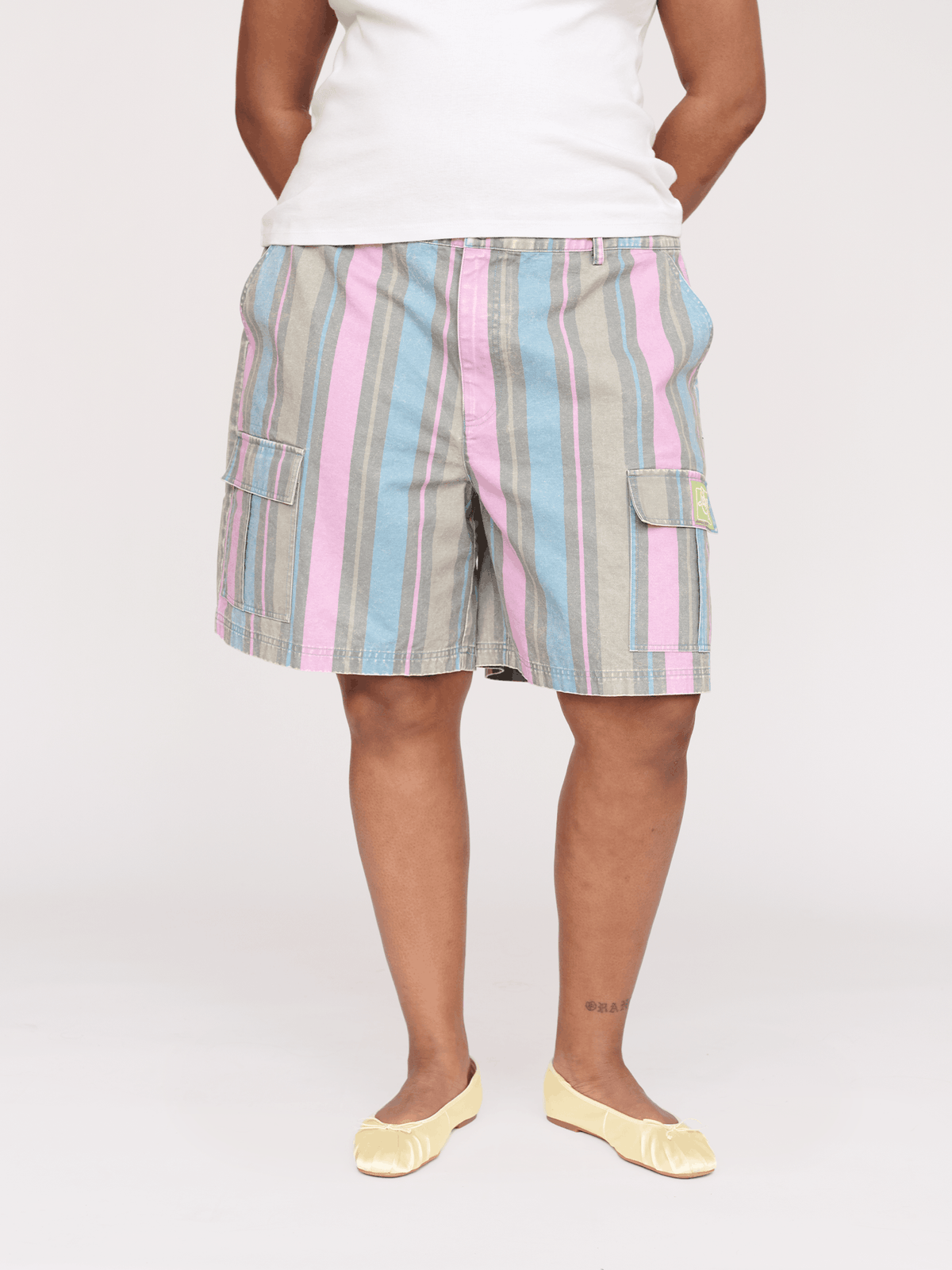 collection-curve, model:Sha wears size 38 and is 5’9”, collection-curve-bottoms