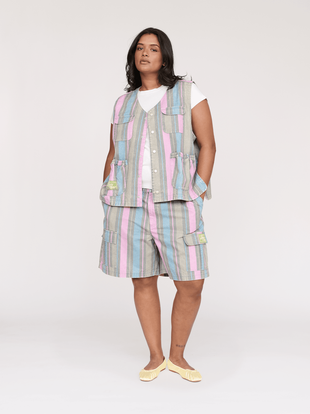 model:Sha wears size XXL and is 5’9”, collection-curve