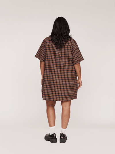 model:Sha wears size XXL and is 5’9”