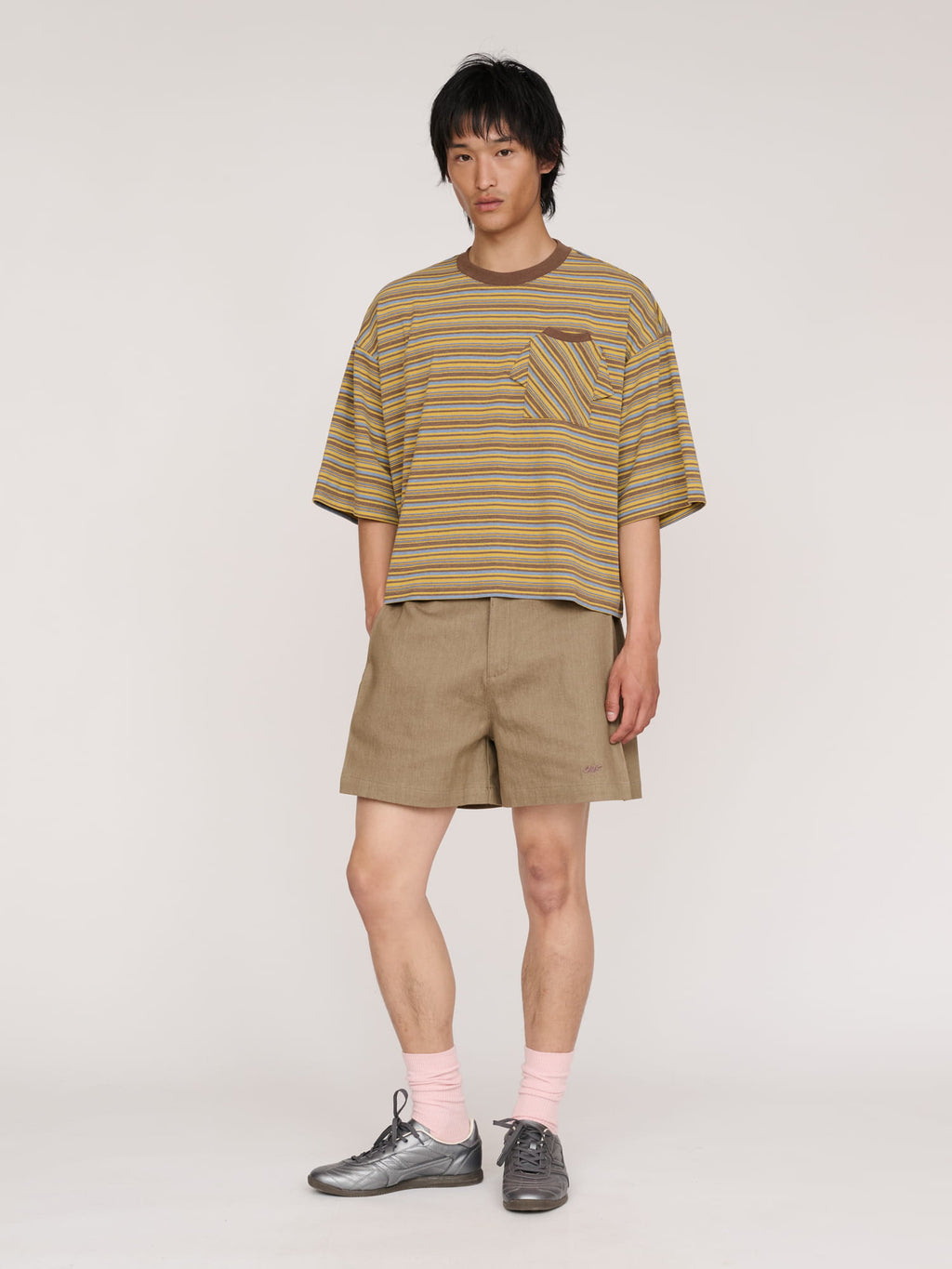 model:Quinuo wears size S and is 6’0”