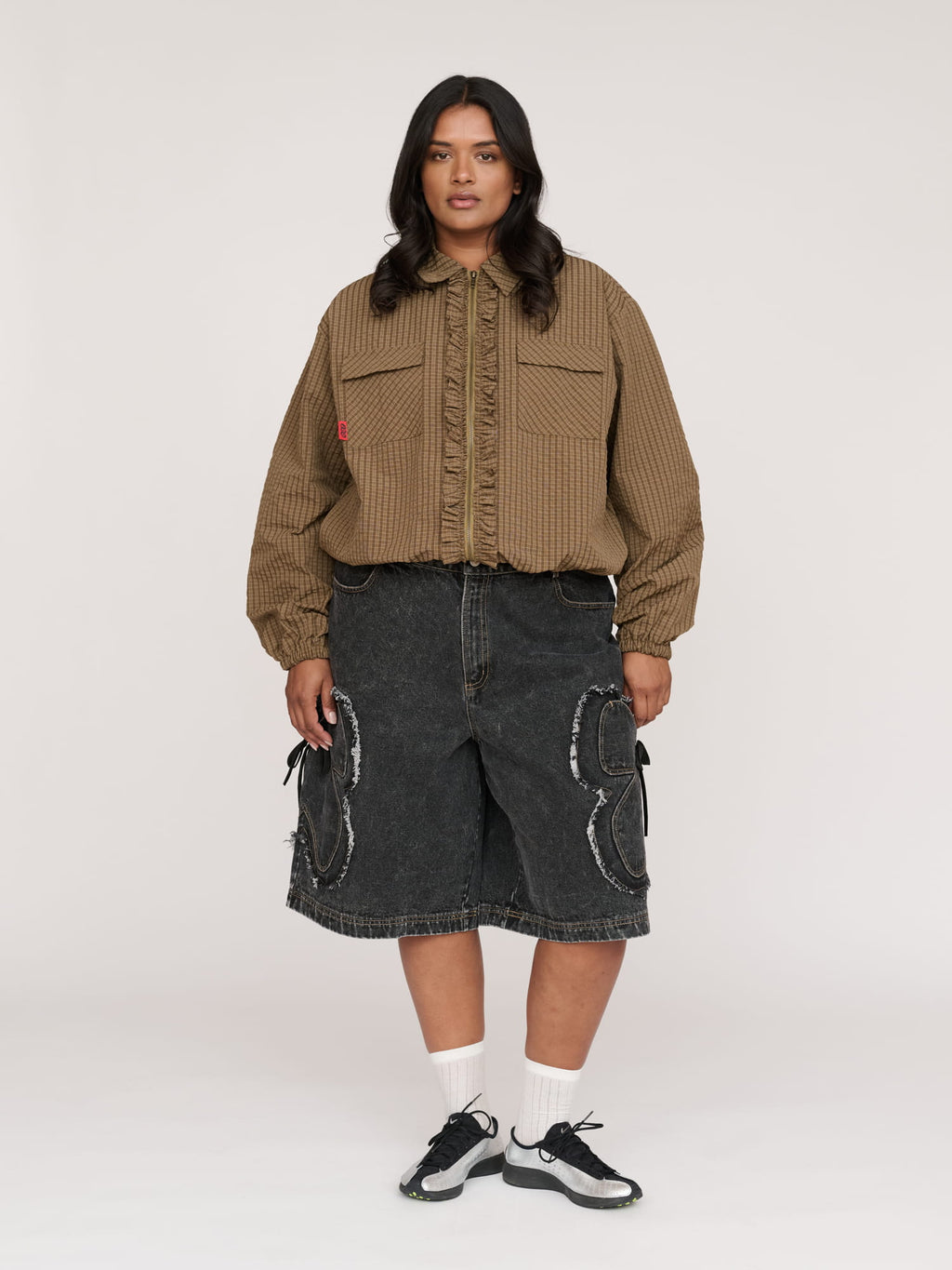 model:Sha wears size XXL and is 5’9”