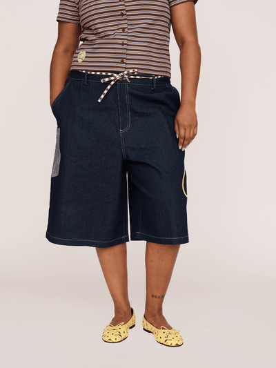 model:Sha wears size 38 and is 5’9”, collection-curve-bottoms