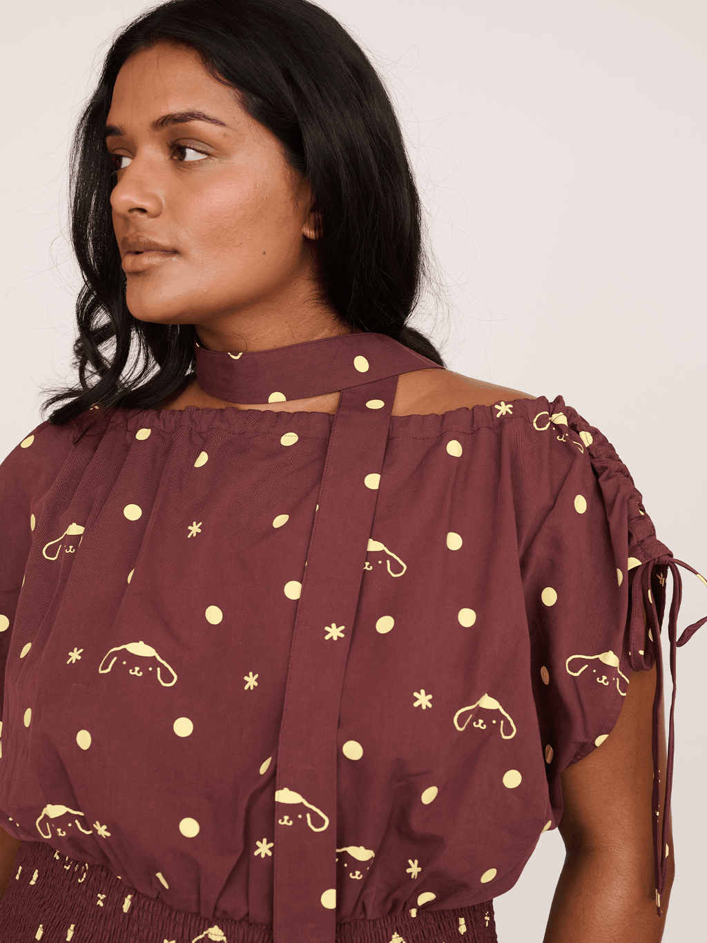model:Sha wears size 18 and is 5’9”