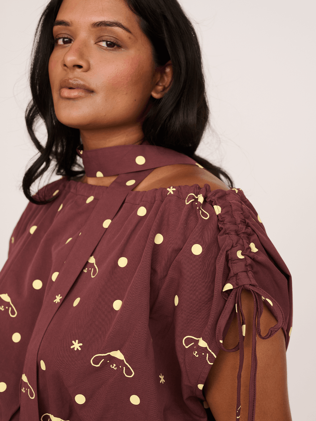 model:Sha wears size 18 and is 5’9”