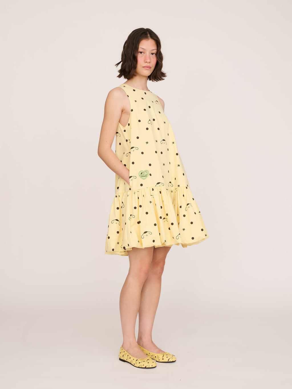 model:Jess wears size S and is 5’7”
