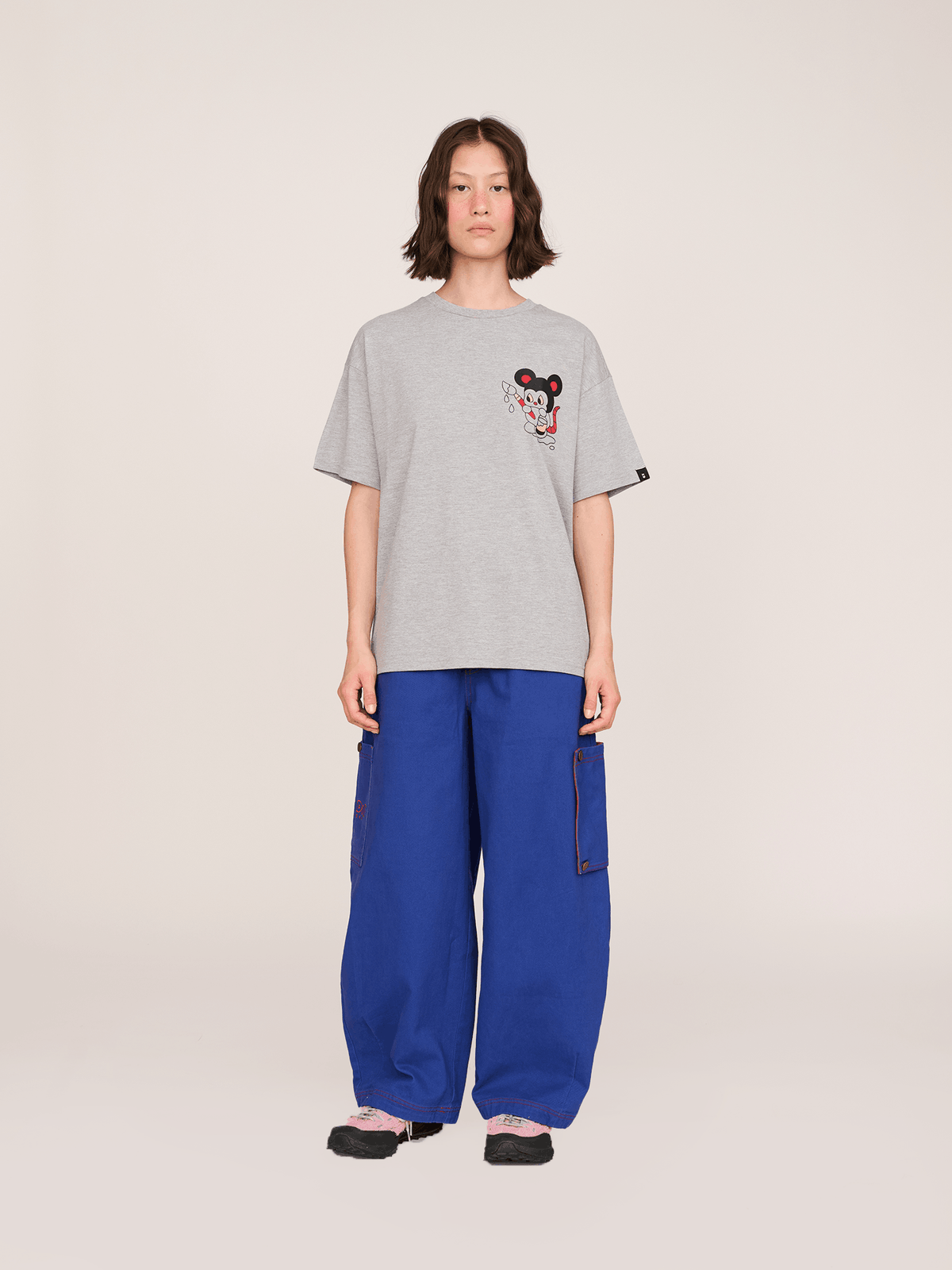 model:Jess wears size S and is 5’7”
