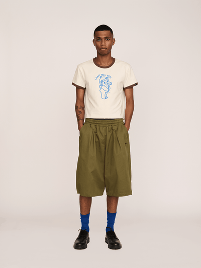 model:Paris wears size L and is 6’2”