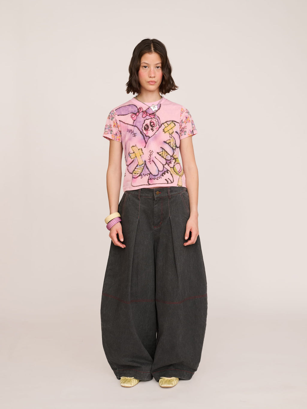  model:Jess wears size S and is 5’7”