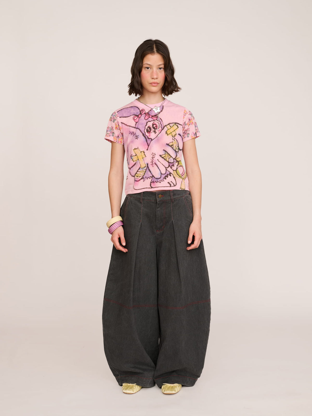  model:Jess wears size S and is 5’7”